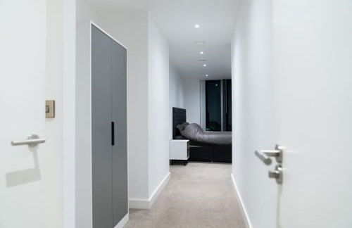 Modern 2 Bed Penthouse with Stunning views in Manchester City Center - Foto 13