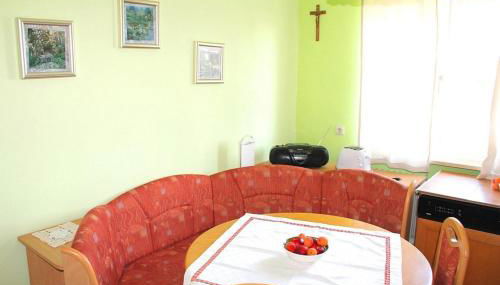 Ferienwohnung Nr 2, neben Bauernhof, Roßhaupten, Allgäu - Foto 2