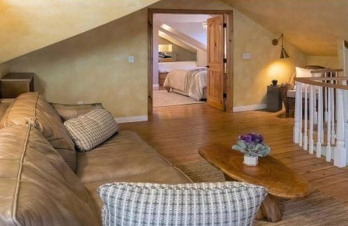 European Style Straw Bale Retreat - Foto 2