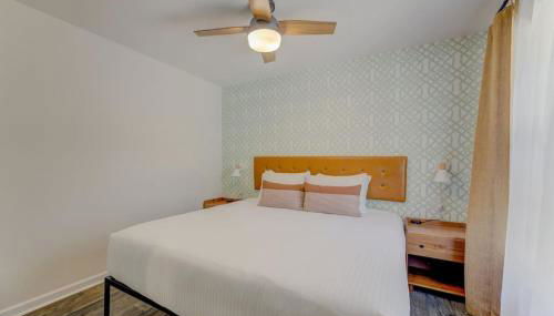 A Sunny Stylish 4BR 3BA - Foto 2