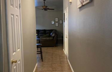 Adorable Home Away from Home - Foto 28