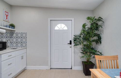 Hip Orlando Studio Nearby Restaurants and Parks - Foto 4