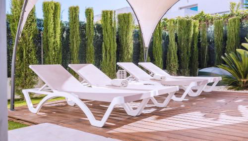 Casa Coco Stylisches Beachhouse mit Pool & Sundeck Els Poblets Denia - Foto 4, Garden, sunbed