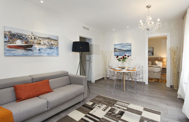 Mercedes Heritage Barcelona Apartments - Photo 64