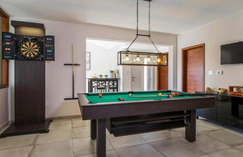 Villa with Swimming Pool, Outdoor Kitchen, Sauna, Hot Tub, Play Area, Sea View - Foto 13