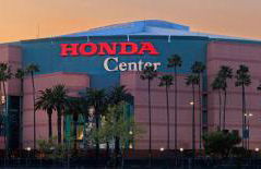 Luxe Deco Haven with Pool, Gym & Parking Close to Disneyland - Foto 6