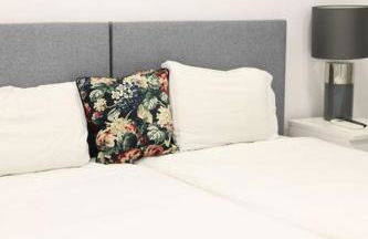 Lisbon Tagus River - Almada - Foto 33