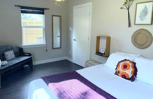 Quiet, Cozy Guesthouse with privacy - Photo 10