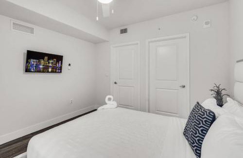 Comfort and Convenience 2BR Unit with Free Parking - Foto 15