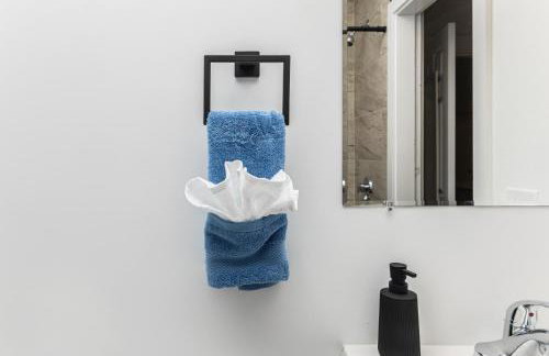 2 kitchens Perfect For Groups 4BR 2BA Near Assembly and Boston - Foto 2