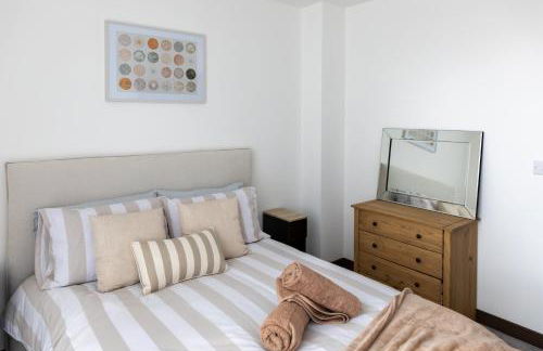 Maidstone Luxury Penthouse 3 bedroom apartment & parking - Foto 13
