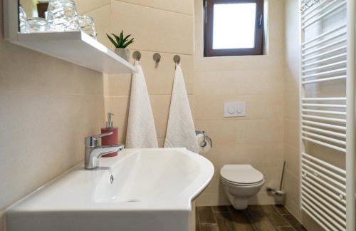 Deluxe Apartment with Jacuzzi - PATAR - Foto 7