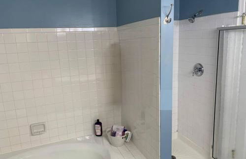 Townhouse with High Speed WiFi & Free Parking - Foto 18