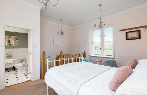 School Cottage - Photo 4