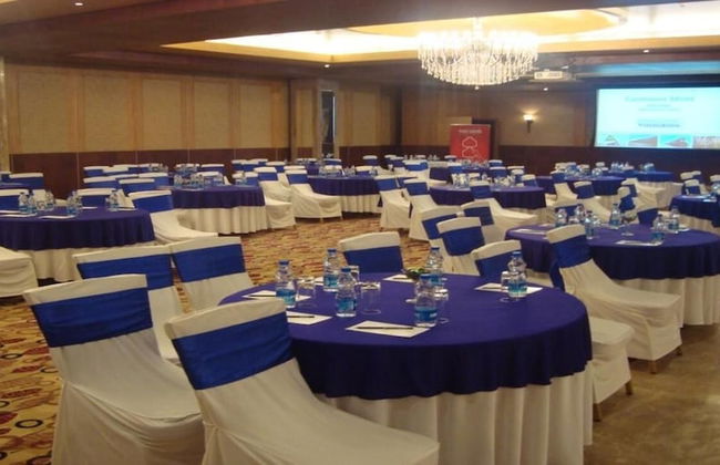 Savoy Suites Manesar - Foto 43