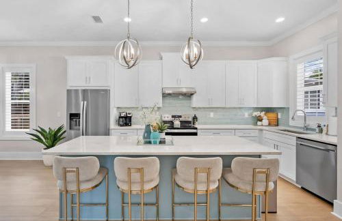 Steps to Ice Plant in Historic St Aug Upscale - Photo 2