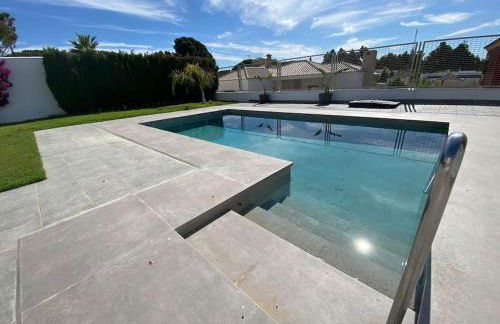 Exclusiva Villa Lujo con piscina privada by Chiclana Dreams - Foto 4