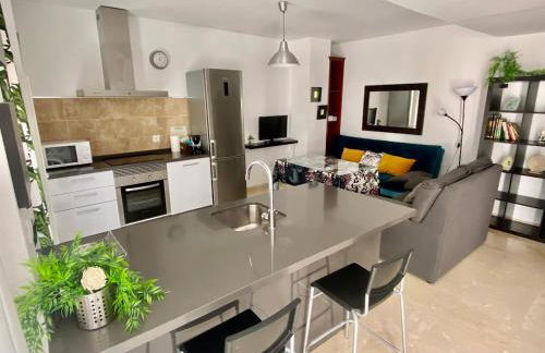 Entrenaranjos Calle Pérez de Castro - Foto 1