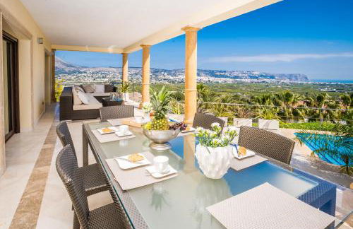 Casa Orquídea - Luxury 4 bedroom Villa - Photo 7