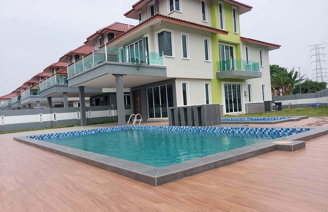 Alpine PD Taman Kiara 2 Homestay - Foto 1
