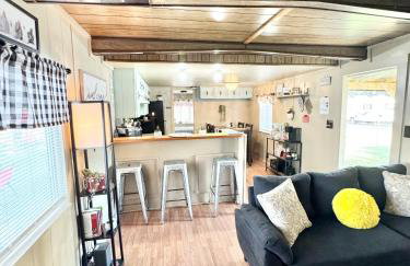 San Angelo Haven - A Mile from Bandera Main St - Foto 30