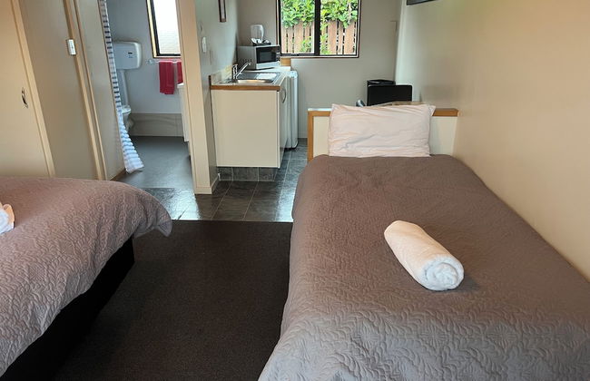 Pinewood Motels - Foto 11