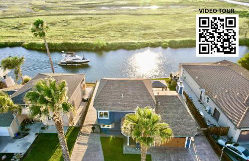 Stunning Waterfront 3BR Retreat - Perfect Getaway - Foto 3