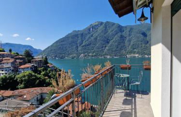 Casa vacanze Flora con vista lago - Photo 1