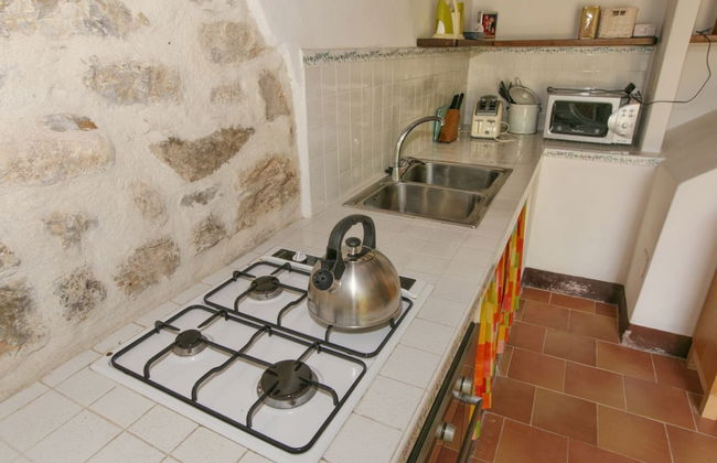 Holiday House with Pool & Large Garden Overlooking Lake near Tuscany - Photo 5