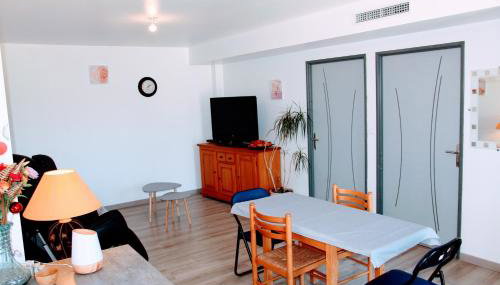 Le 16 BIS Appart Climatisé PMR - Foto 2