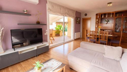 Catalunya Casas Cozy beach town villa for 8 - no car necessary! - Photo 2