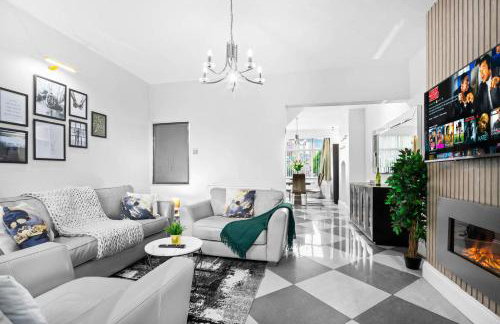 Stylish 4 Bedroom Townhouse - Edgbaston - Near Birmingham City Centre - Sleeps 8 - Parking - 578P - Foto 15