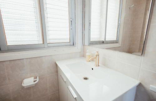 Garden at 50m from beach, ChillOut, Large Porche - Foto 11