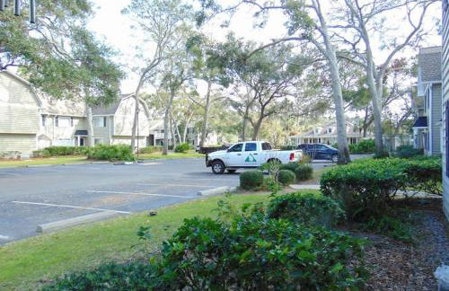 W2 Ocean Walk Resort upstairs 2 bed king and two twins next to back pool - Foto 19