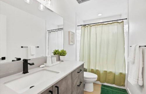 3BR 2.5BA ROOFTOP VIEW GREEN LAKE HIDEAWAY - Foto 18