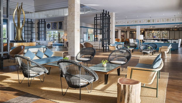 Coin salon dans le hall