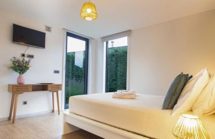 The Jolie - A Retreat in the City in an Entire House - Foto 41