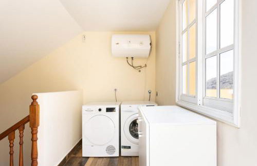 Casa Totalmente Renovada en Zona muy Tranquila!!! Vistas al Mar y Montaña - Foto 35