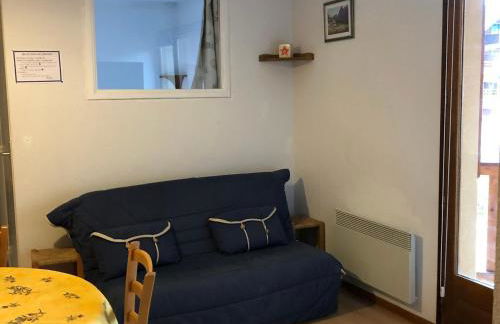 Mini T2 avec balcon et parking au pied des pistes - FR-1-165A-144 - Foto 2