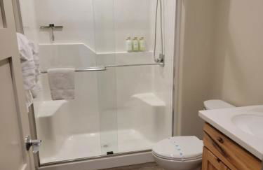 Lakeshore Lodging Suites - Foto 23