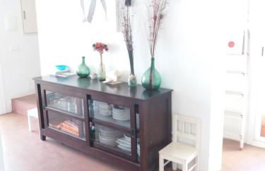 Preciosa casa en primera línea del mar - Foto 9