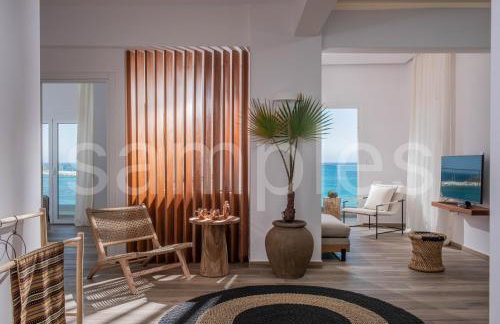 Khroma Luxury Suite 1 Beach front apartment - Photo 21