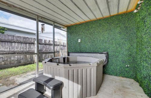 Hot Tub and Fenced Yard Pet-Friendly Miramar Haven! - Photo 4