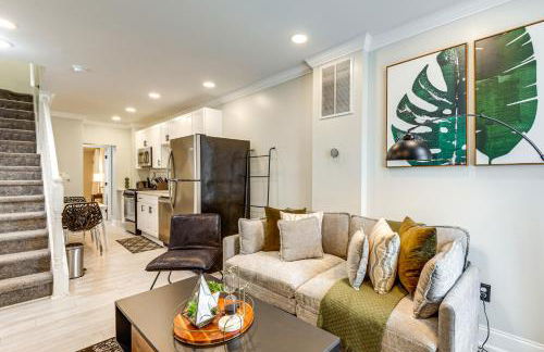 2 Blocks to Patterson Park Urban Stay Near Eats - Photo 1