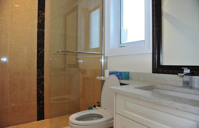 Brand New Luxury House - Photo 12