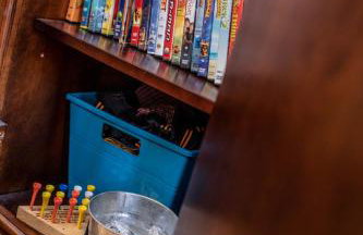 Cozy Cabin near Lake Ontario Ideal for a Family Retreat - Photo 34