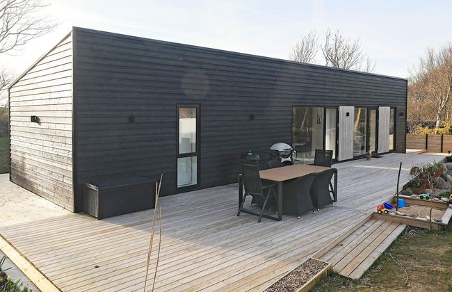 8 Person Holiday Home in Thyholm - Photo 1