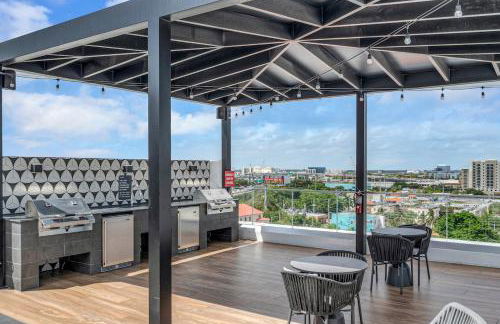 Brickell Border 3BR by Untitled Stay - Photo 53