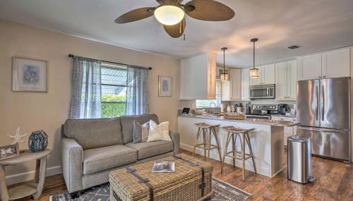 Naples Oasis with Screened Pool, Bike to Beach! - Foto 2