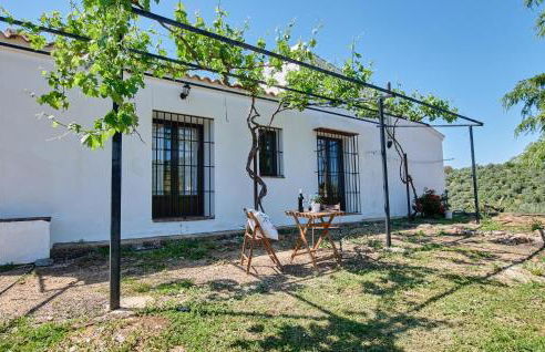 Awesome Home In Constantina With Wifi - Photo 2